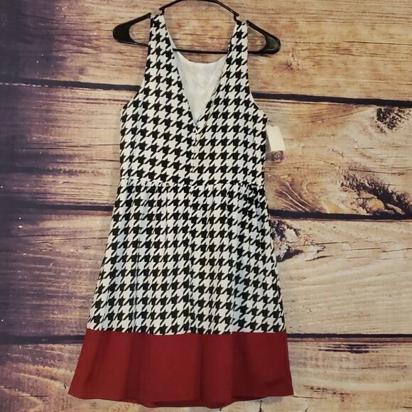 ⭐NWT Houndstooth Flirty Dress - Picture 8 of 8